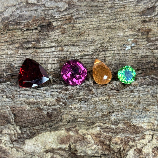 Divserse Garnets - Pyrope, Rhodolite, Spessartine, Tsavorite