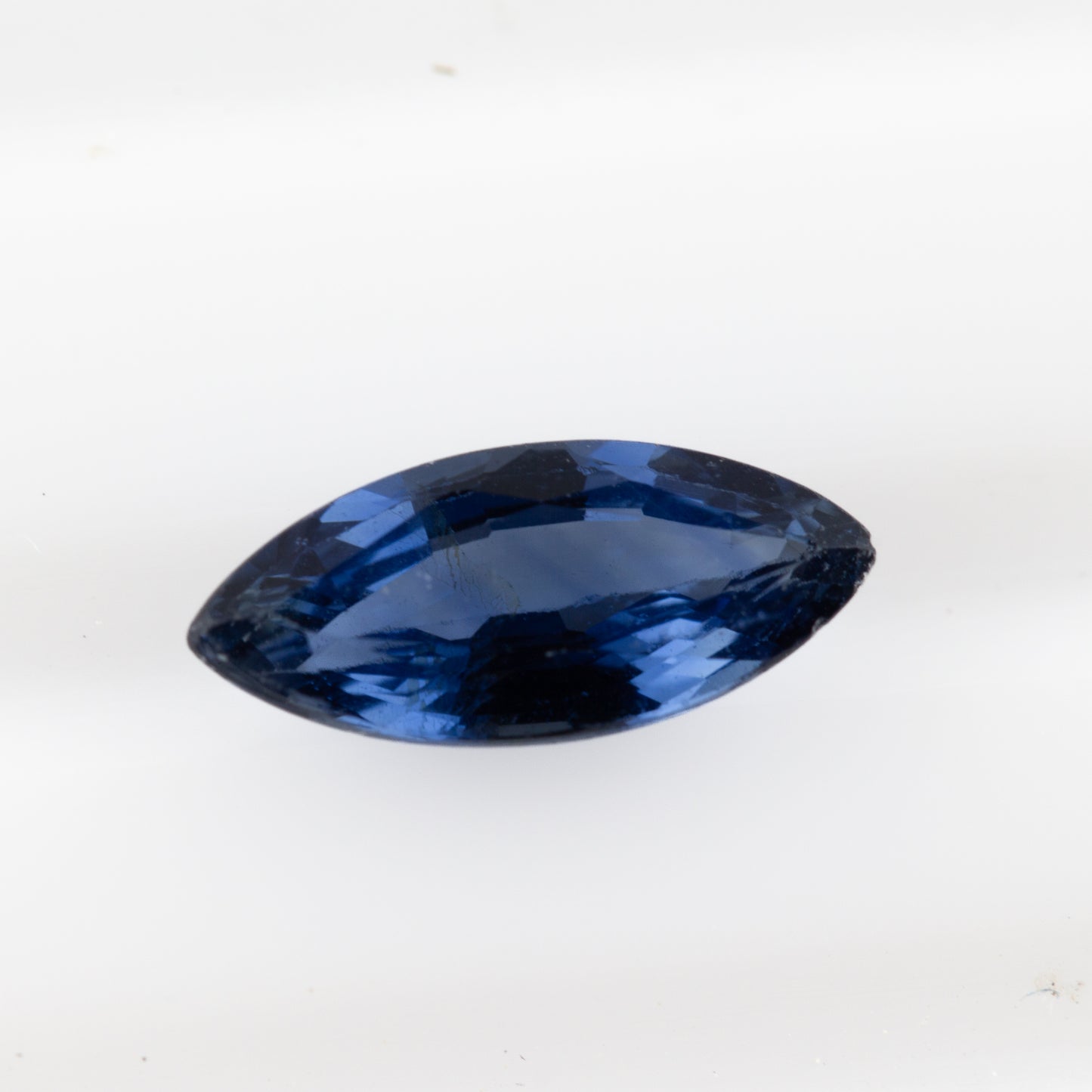 0.92ct Blue Sapphire - Marquise Cut (Certified)