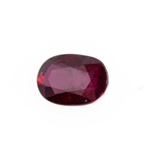 0.95ct Ruby - Oval Cut  (Certified)